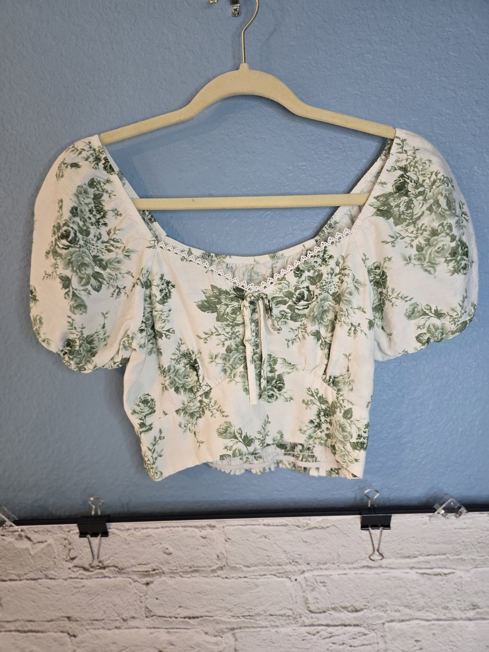 Floral Puff Sleeve Crop Top in Green Sz XS